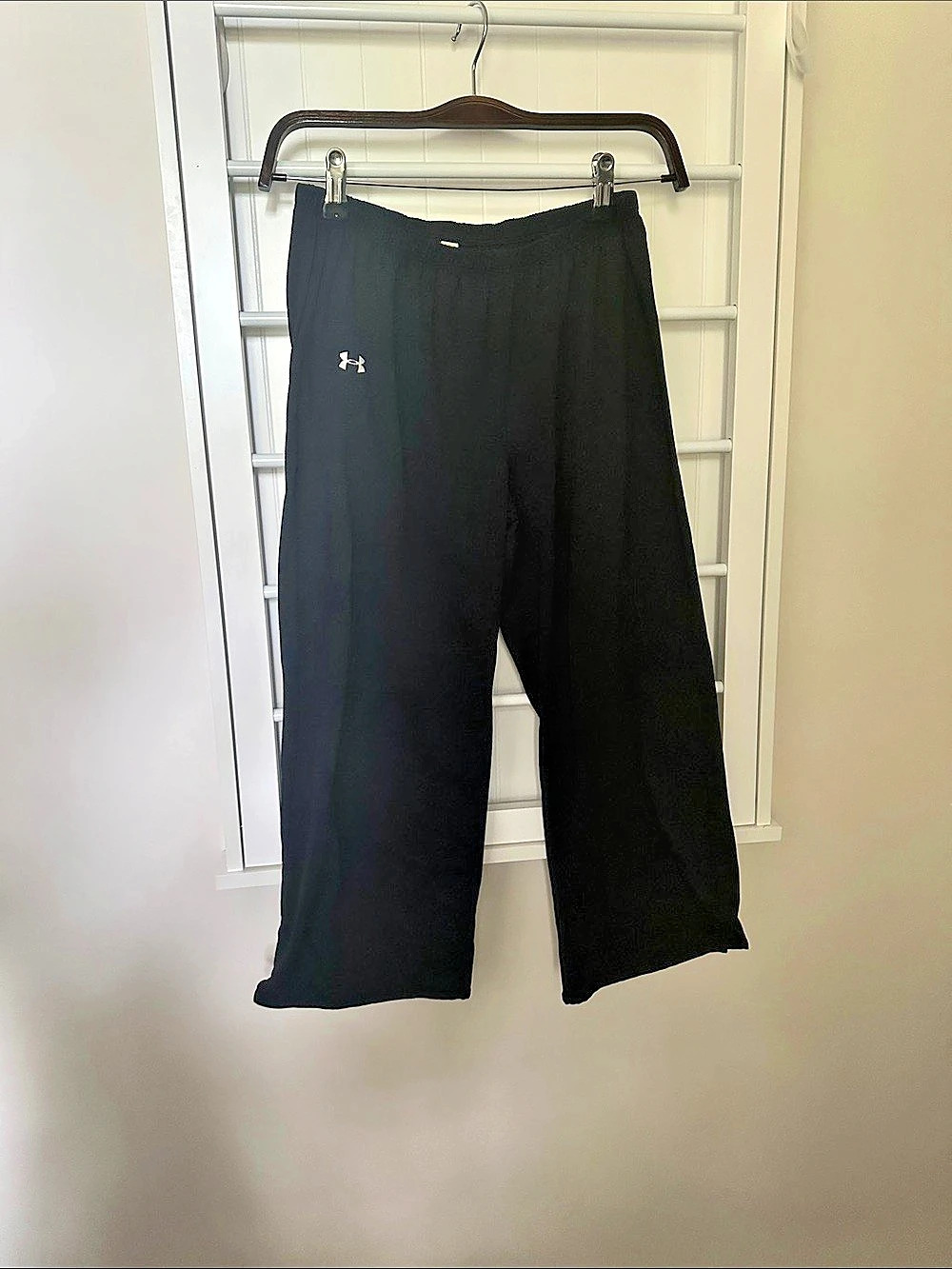Under Armour Black Athletic Pants Size Small Like New